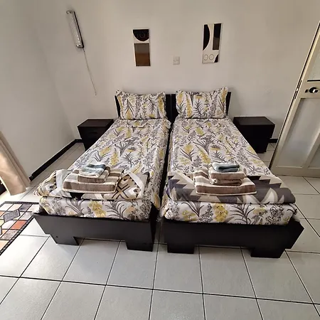 Lovely Paceville Fl 9 Apartment
